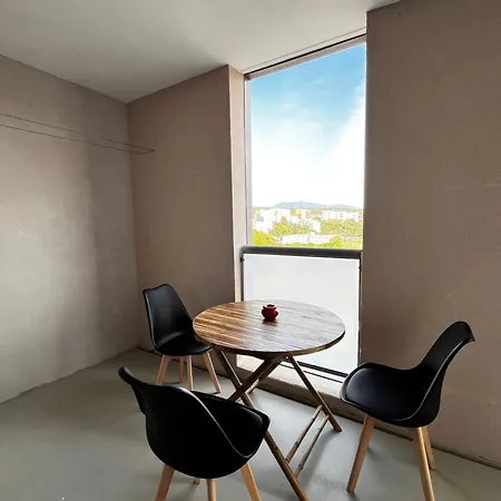 Apartamento Place De Parking En Sous Sol Privatif Ajaccio (Corsica)